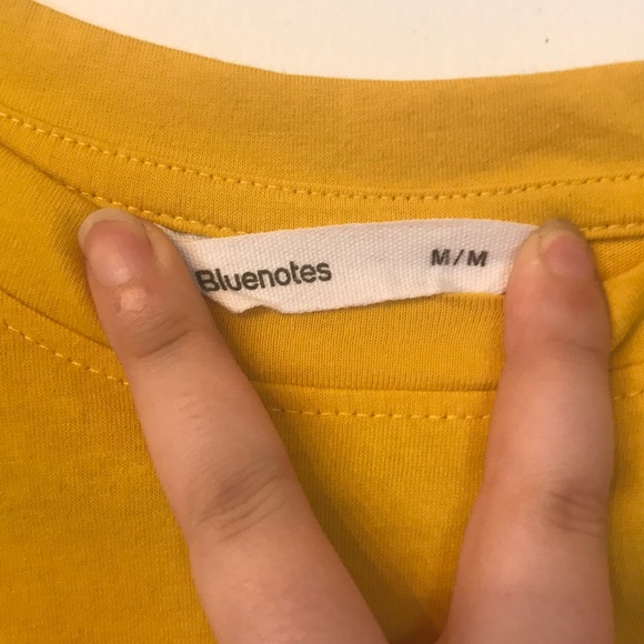 Yellow Crop - Picture 2 of 2